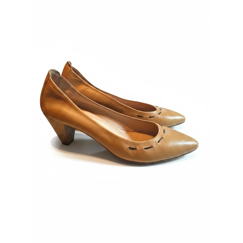 Hispanitas Tan Leather Pointed Toe Whipstitch Pumps Made in Spain Size 39